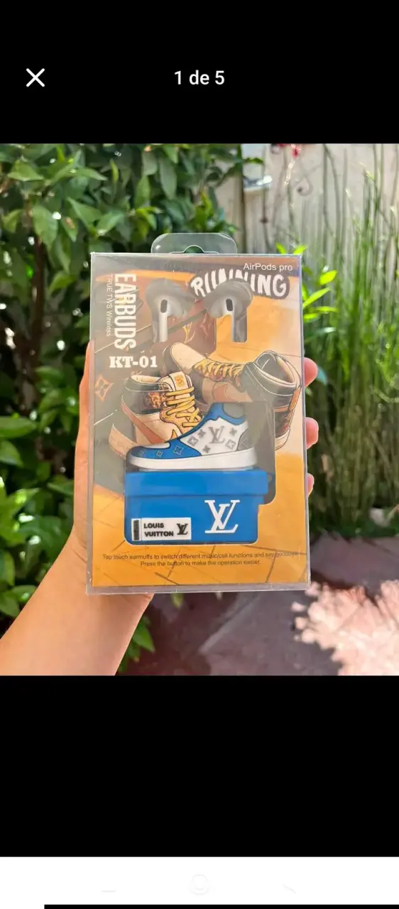 Audífonos con funda - 6