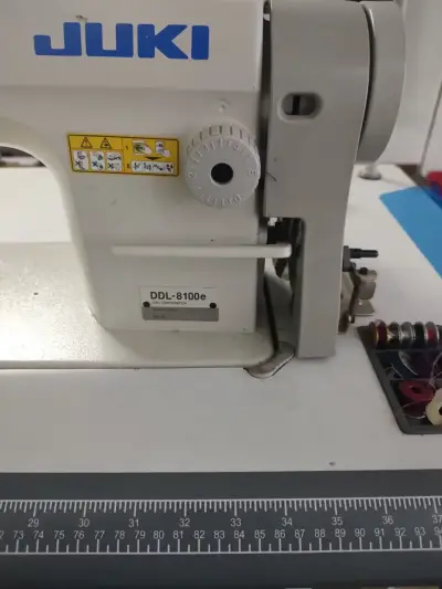 Maquina de Coser Recta Industrial - miniatura 3