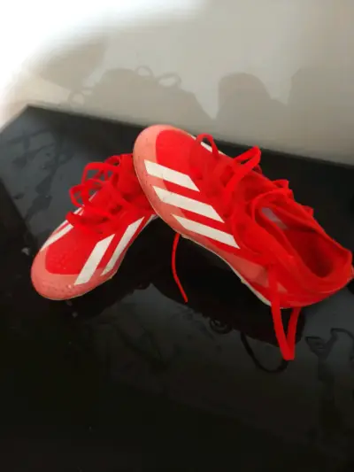Zapatos de futbol talla 32 - miniatura 2