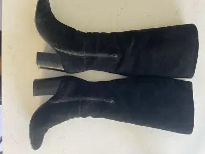 Botas cuero - miniatura 1