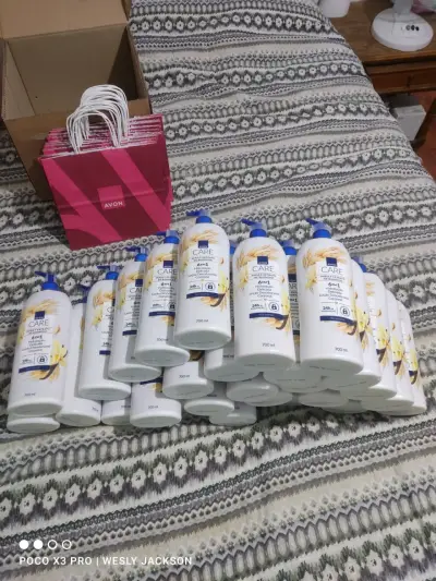 AVON Care ( Crema Corporal Hidratante ) - miniatura 1