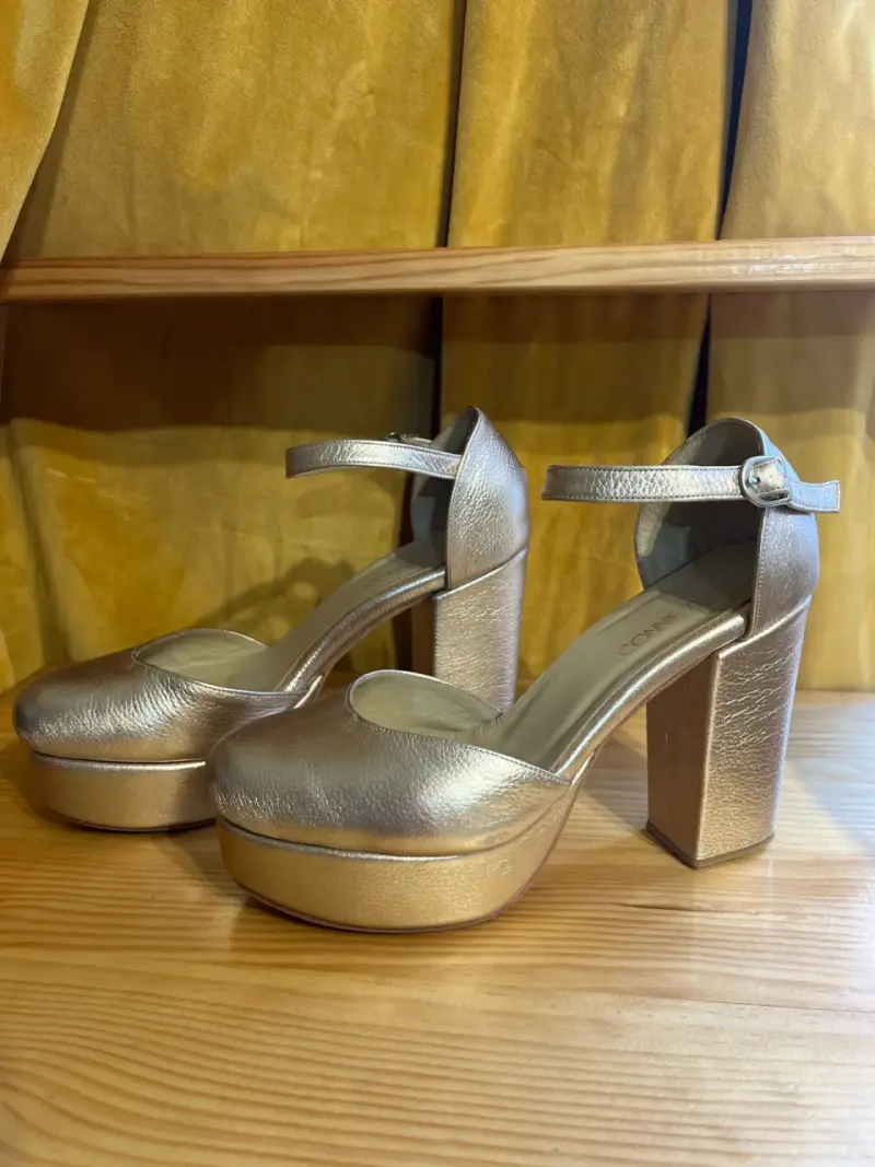 Zapatos Connie Zilber Classic dorados 37 - 3