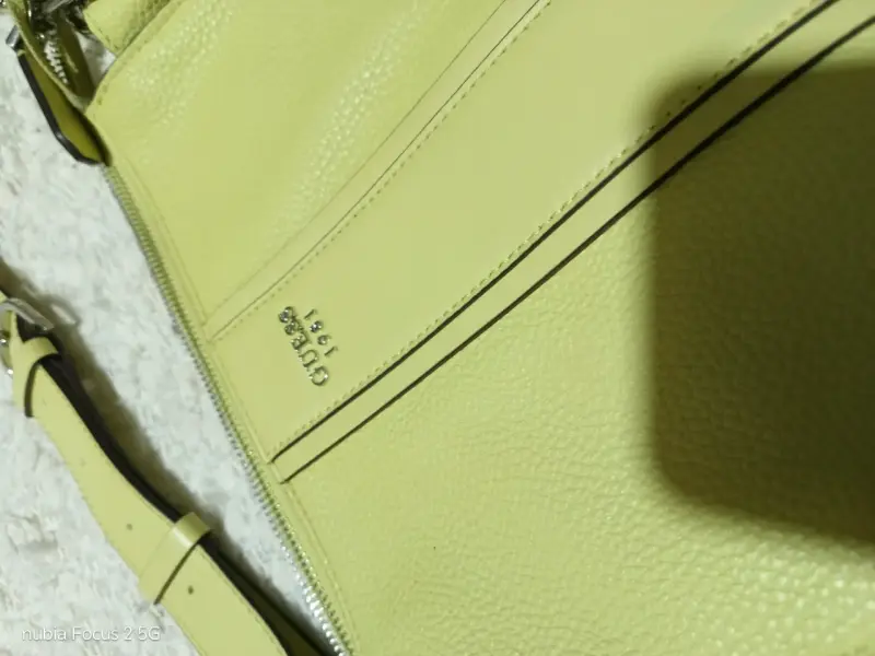 Bandolera cartera Guess - 1