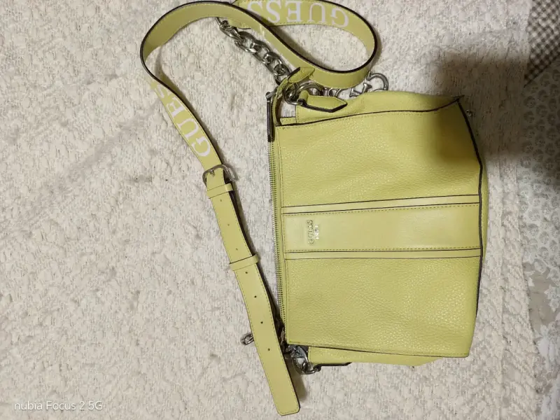 Bandolera cartera Guess - 2