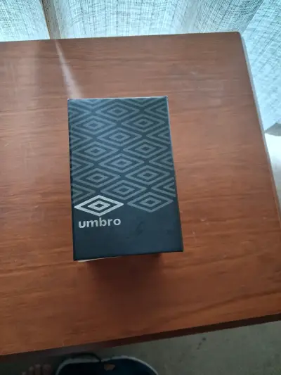Vendo reloj umbro original - miniatura 1