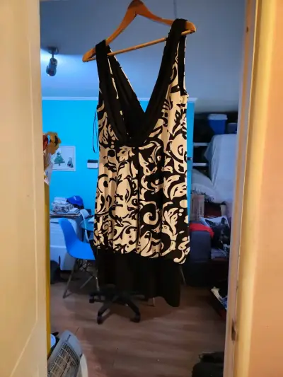 Ropa femenina - miniatura 2
