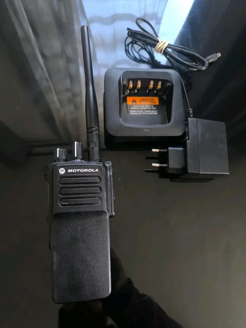 Radio Motorola 8050E - 2