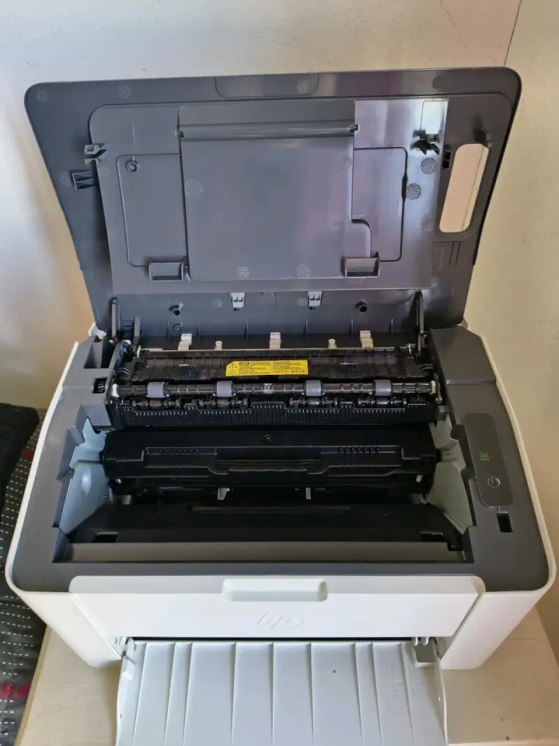 Impresora láser Hp 107a - 4
