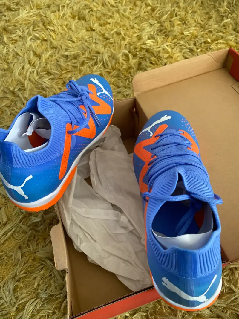 Vendo Zapatillas Nuevas - 1