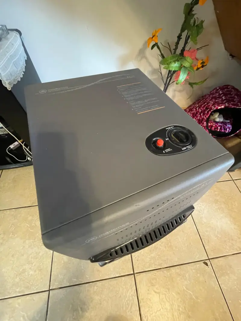 Estufa a gas MADEMSA VITALE 41 cp - 2