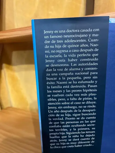 Libro Una familia casi perfecta - miniatura 3