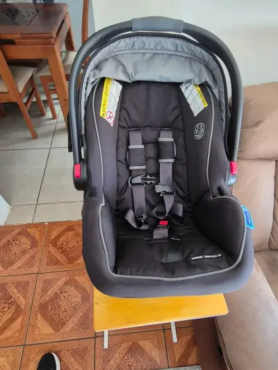 Silla huevito para auto desde RN con soporte - miniatura 1
