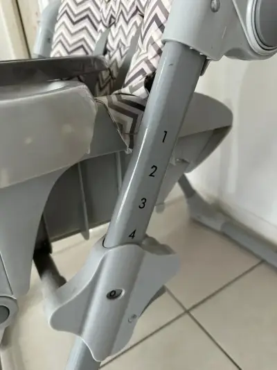 Silla de comer bebé - miniatura 3