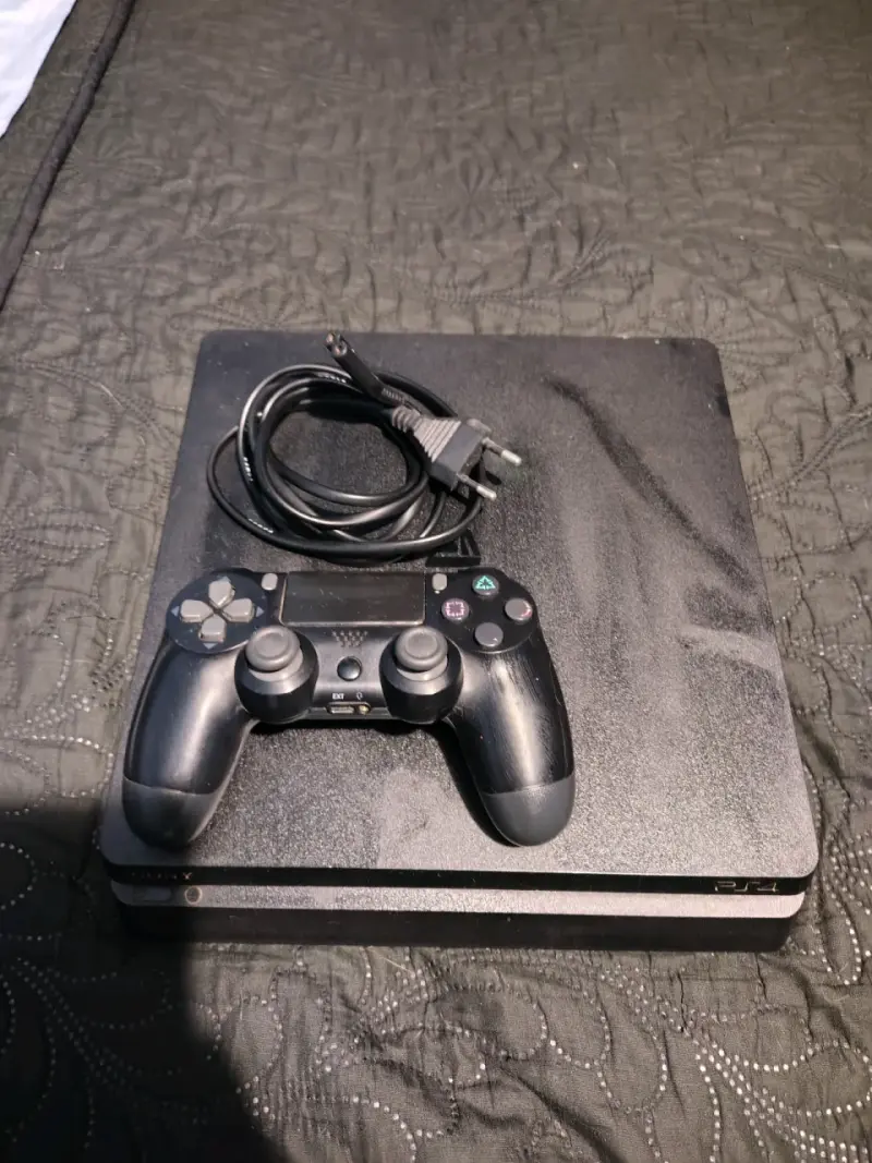 👉 PS4Slim + Control Alternativo + 4 Juegos - 4