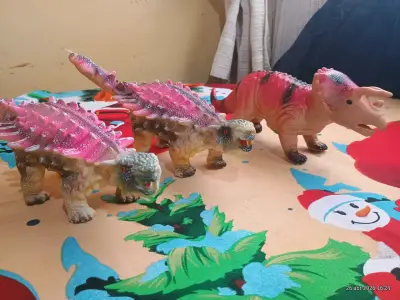 Dinosaurios de goma son sonidos - miniatura 10