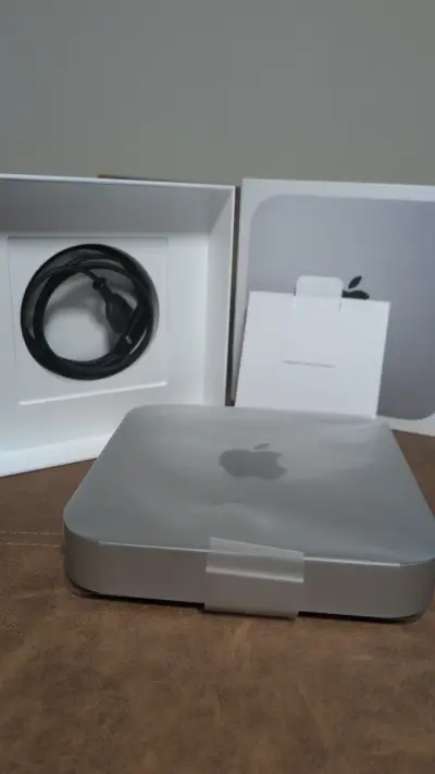 Mac Mini M1 - miniatura 3