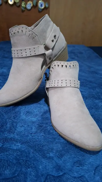 Zapatos tipo Botin Beige - miniatura 4