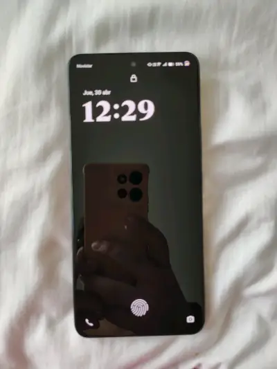 Vendo celular vivo V50 Lite 5g 256g - miniatura 1