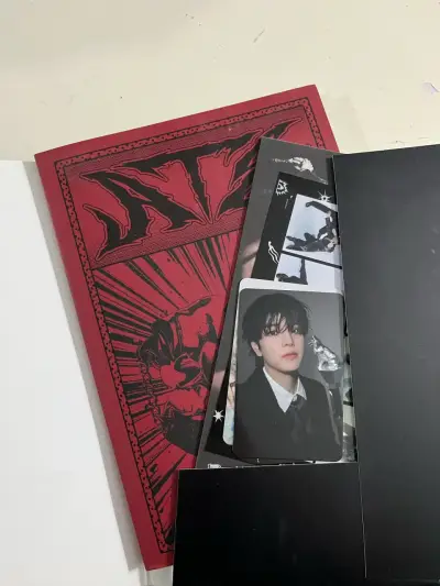 Álbumes de Stray Kids - miniatura 1