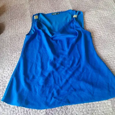 Blusa azul de verano - miniatura 1