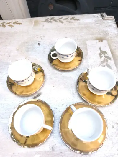 Juego de tasas de porcelana - miniatura 2