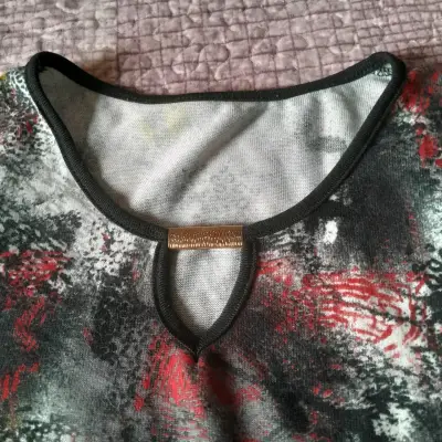 Polera multicolor mangas largas - miniatura 2