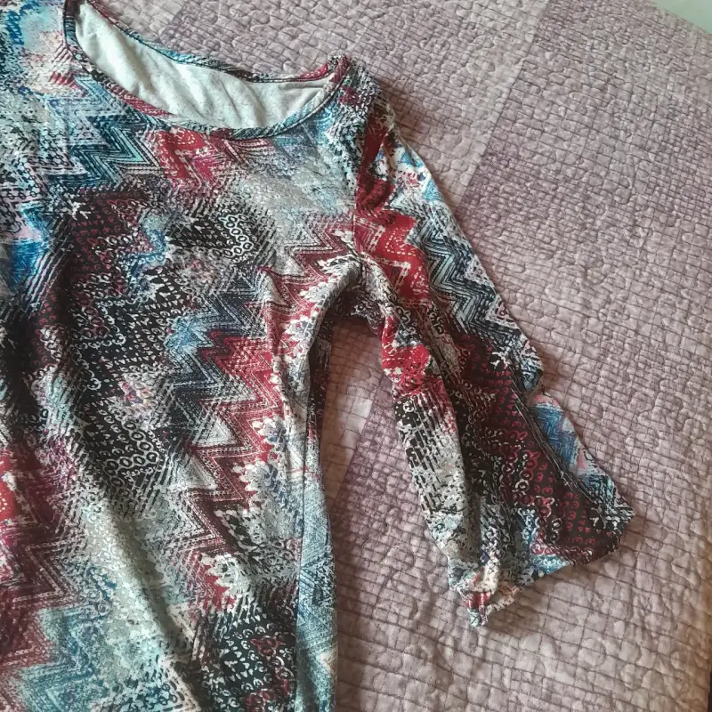 Polera multicolor gruesa mangas 3/4 - 3