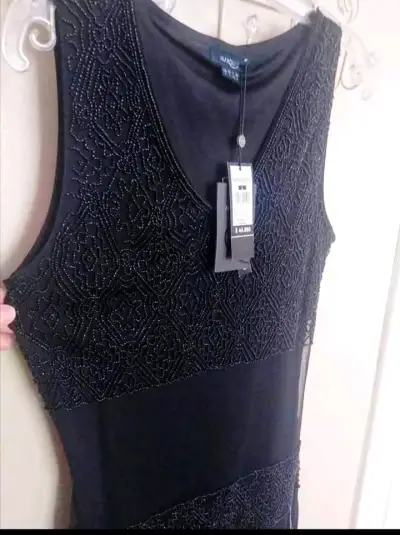 Vestido negro con pedrería marca Marquis, nuevo - miniatura 3