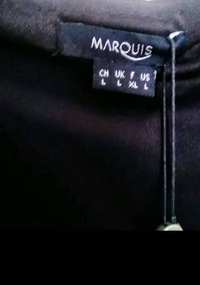 Vestido negro con pedrería marca Marquis, nuevo - miniatura 4