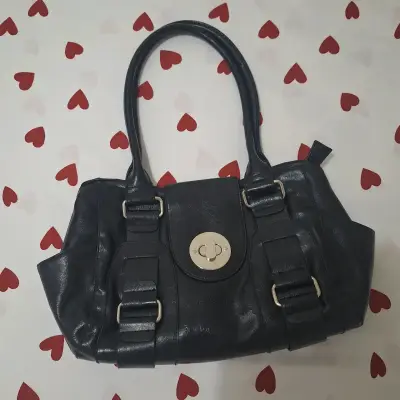 Bolso negro - miniatura 1