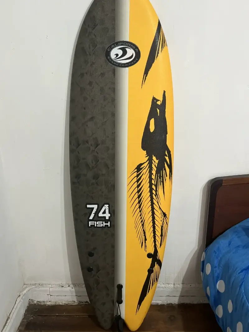 Tabla de surf color naranja y negro - 1