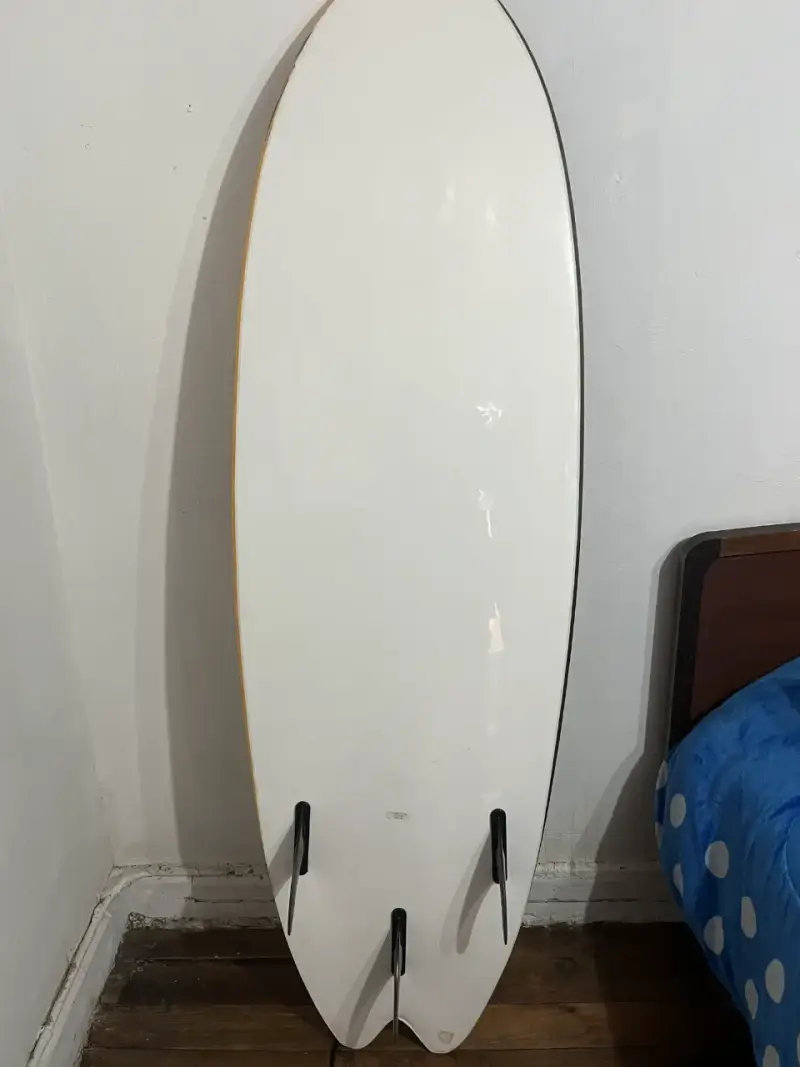 Tabla de surf color naranja y negro - 3