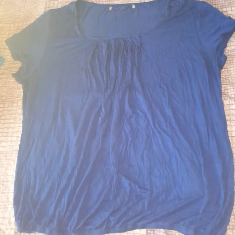 Polera azul mangas cortas - 3