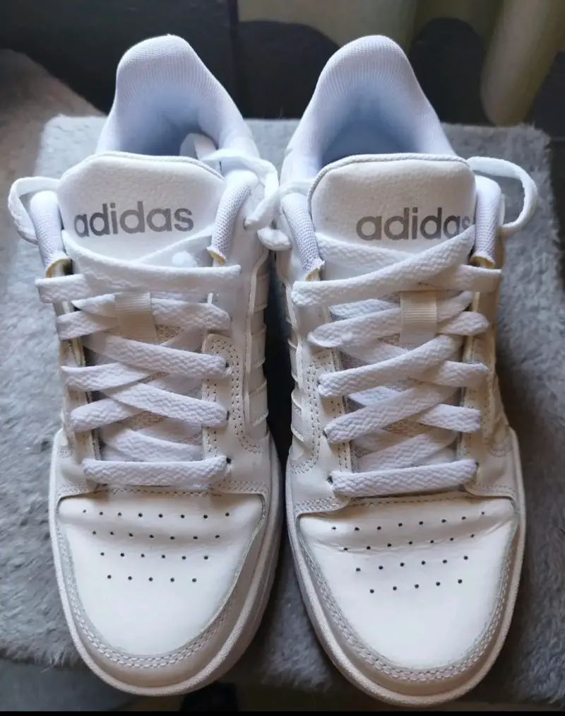 Vendo zapatillas Adidas ENTRAP - 2