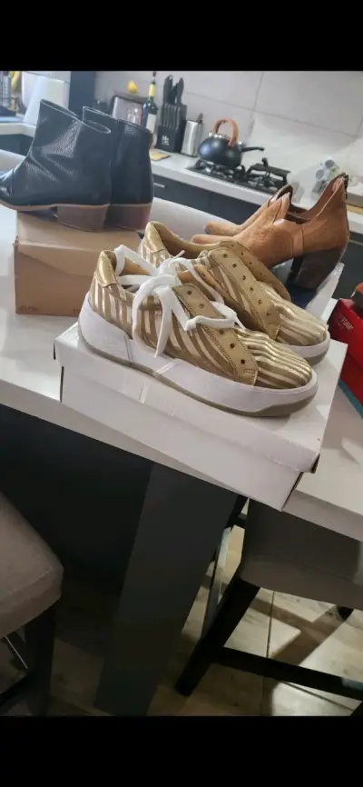 Zapatillas de cuero mujer - miniatura 1