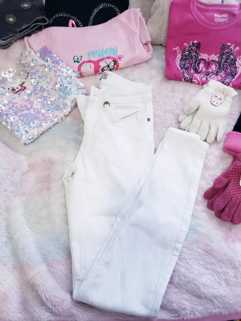 Lote de ropa niña talla 8 - 6