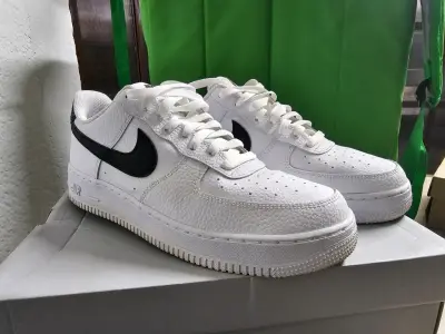 Nike Air Force 1 '07 Hombre - miniatura 1