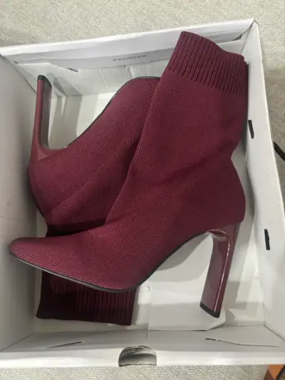 Botines nuevos - miniatura 2