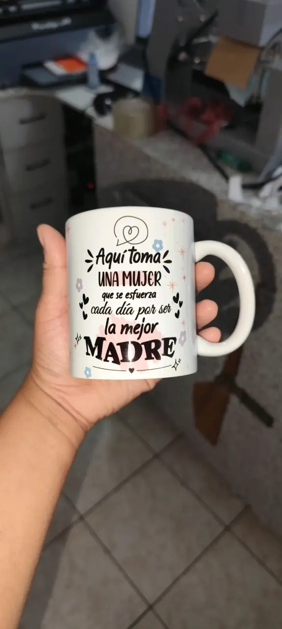 Tazas Personalizadas en su respectiva cajita. - 3