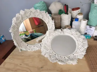 Búho y espejo en macramé - miniatura 2