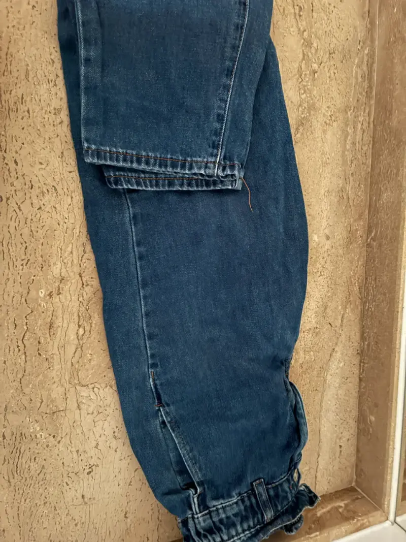 Pantalón de mujer, con elásticado - 2