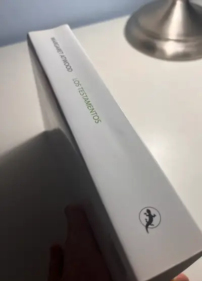 Libro Los Testamentos de Margaret Atwood - miniatura 6