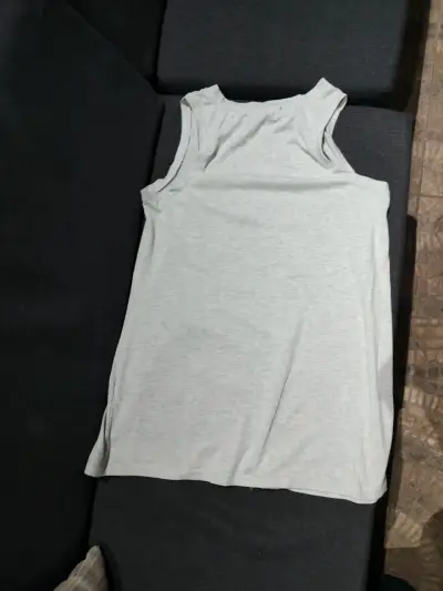 Polera sin manga - miniatura 3