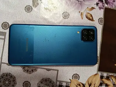 Celular Samsung galaxy A 12 - miniatura 3