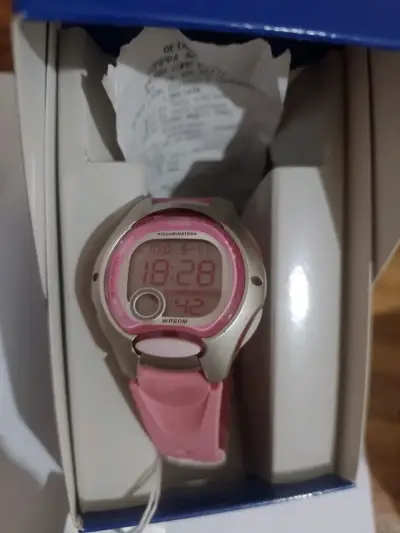 Reloj niña Casio - miniatura 1