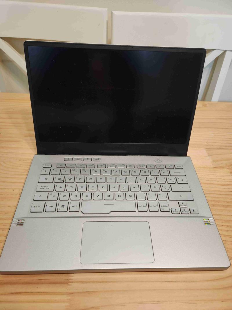 Notebook para respuesto ASUS ROG Zephyrus G14 - 2