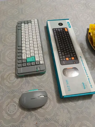 Teclado y mause inalambrico - miniatura 1