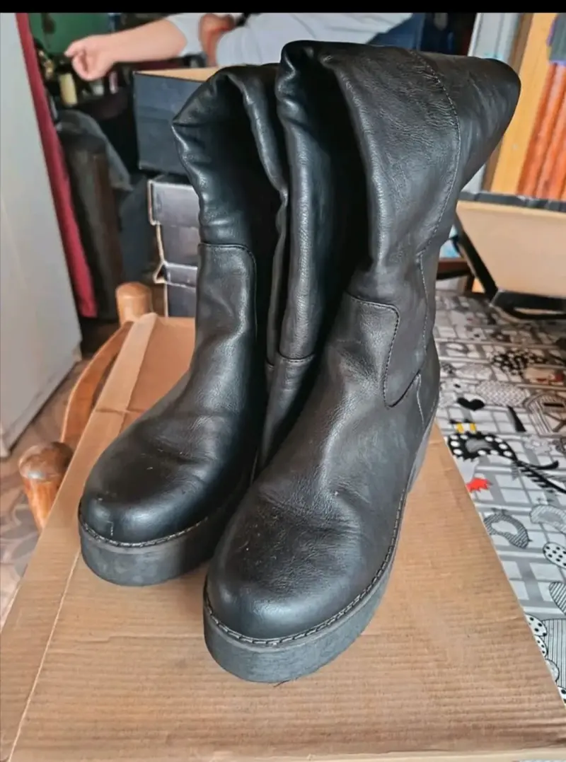 Botas marca degas - 2