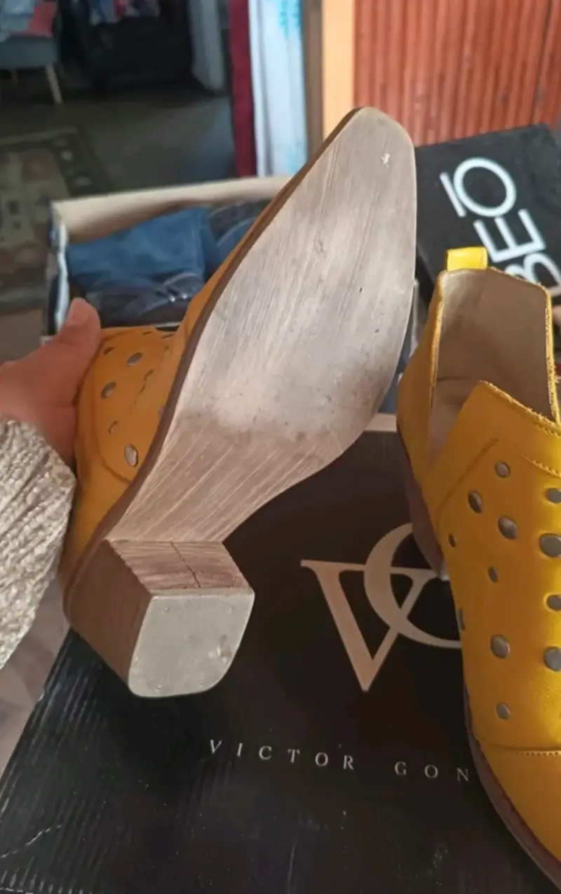 Botas amarillas - 3