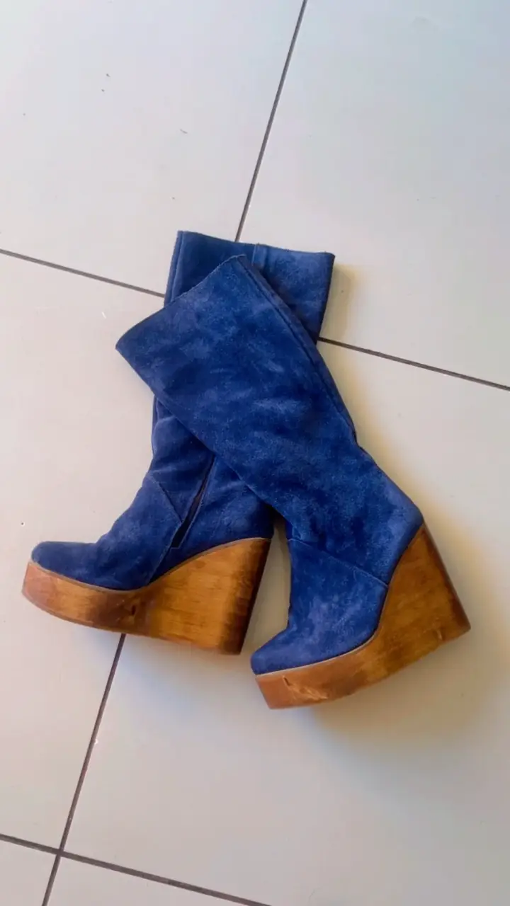 Botas